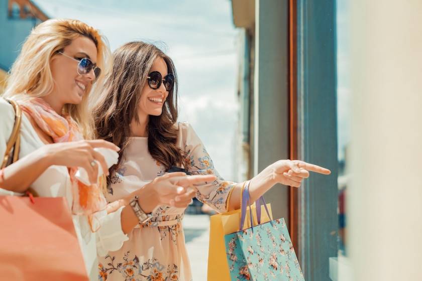 women shopping near duval street